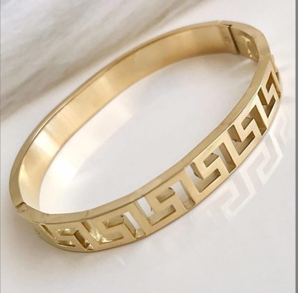 CLASSIC GREEK KEY GOLD PLATED BANGLE
